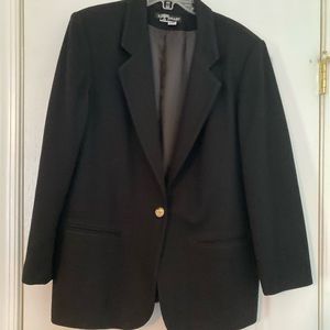 Wool Blazer EUC
